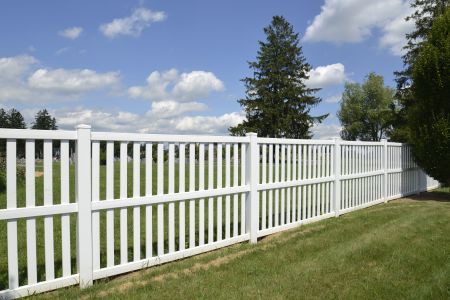 Fence Cleaning Thumbnail